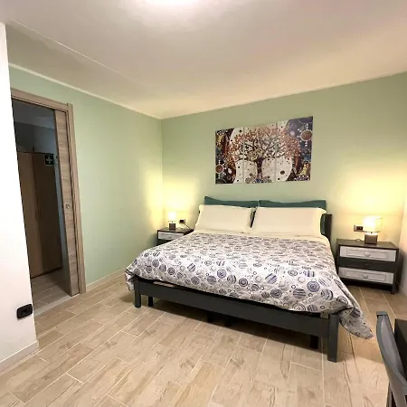 Al Borgo Sul Garda Via Pertica 8a Apartment