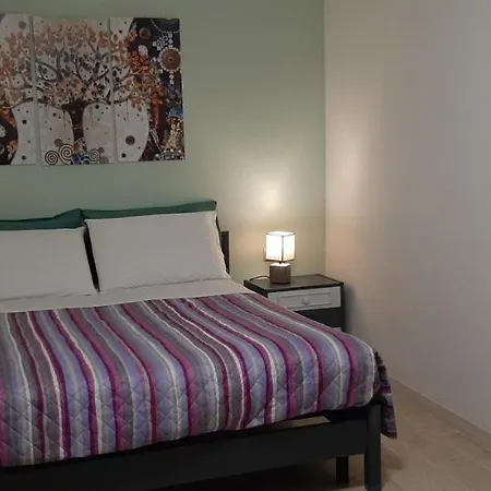 Apartment Al Borgo Sul Garda Via Pertica 8a
